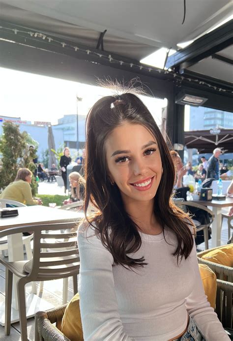 hotfallingdevil insta|[Instagram] Follow Ana's page @hotfallingdevil.official to keep in .